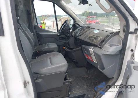 2018 Ford Transit-250 z USA, uszkodzony, nr VIN 1FTYR2CM1JKA85343